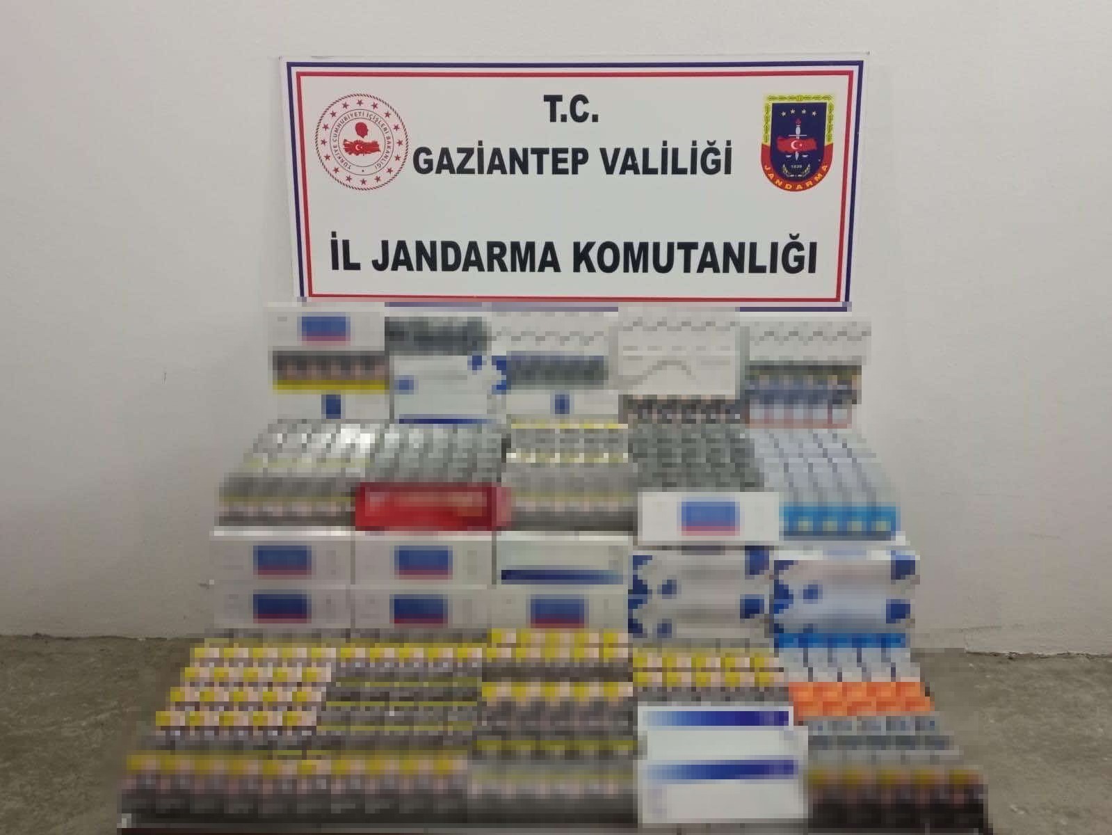 Gaziantep Jandarma Kacak Cay Ve Sigara 14042024 Iha (3)
