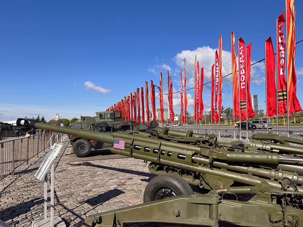 Rusya Nato Silahlarini Sergiliyor 01052024 Aa (4)
