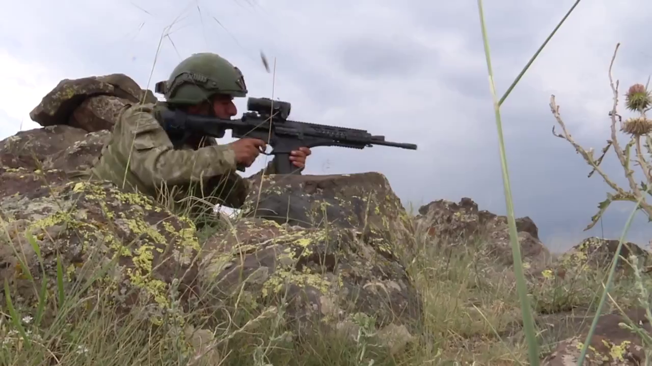 Tsk Pkk Operasyon Ates Destek Vasitalari Mehmetcik Operasyon 19052024 (15)