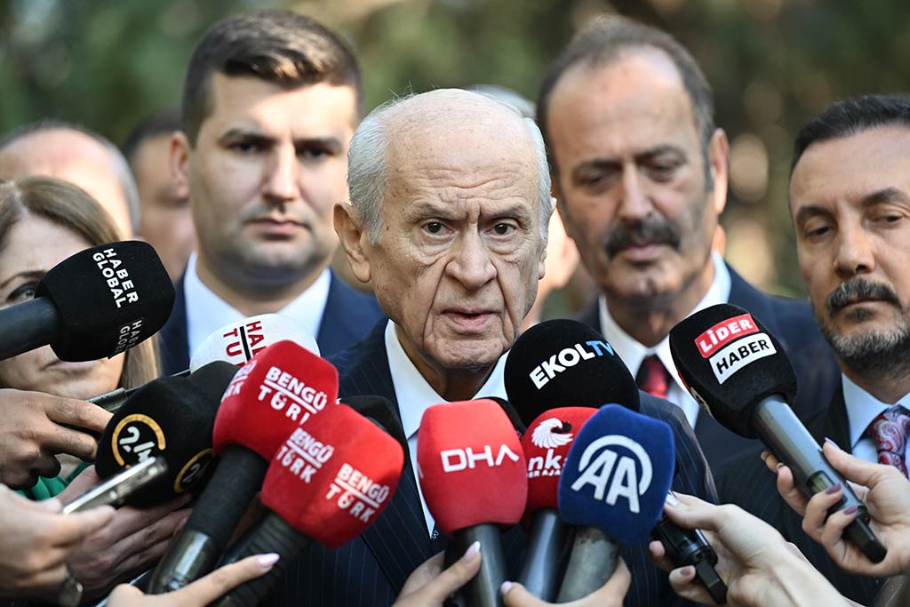 Devlet Bahceli Alparslan Turkes Mezarligi 16062024 Aa (11)