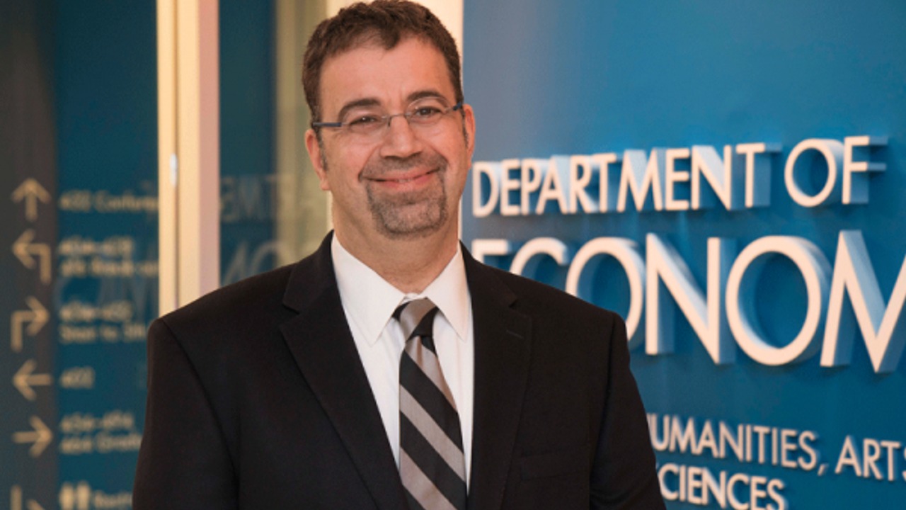 Daron Acemoglu C