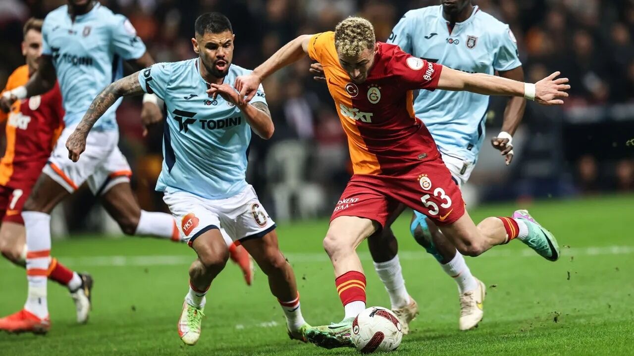 Galatasaray Basaksehir Maci C