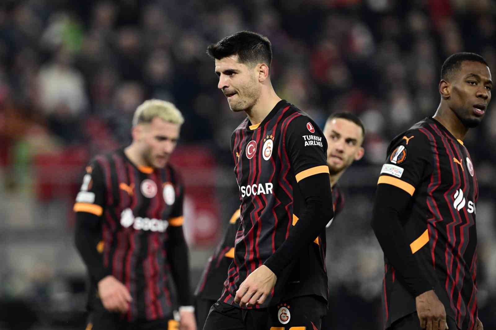 Galatasaray Az Alkmaar Maci E